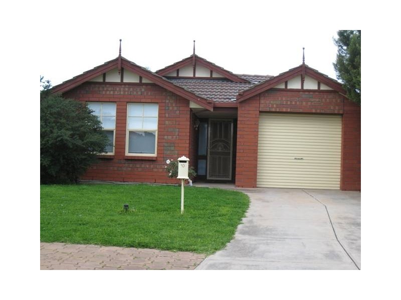 10 Schuit Crescent, Pooraka SA 5095