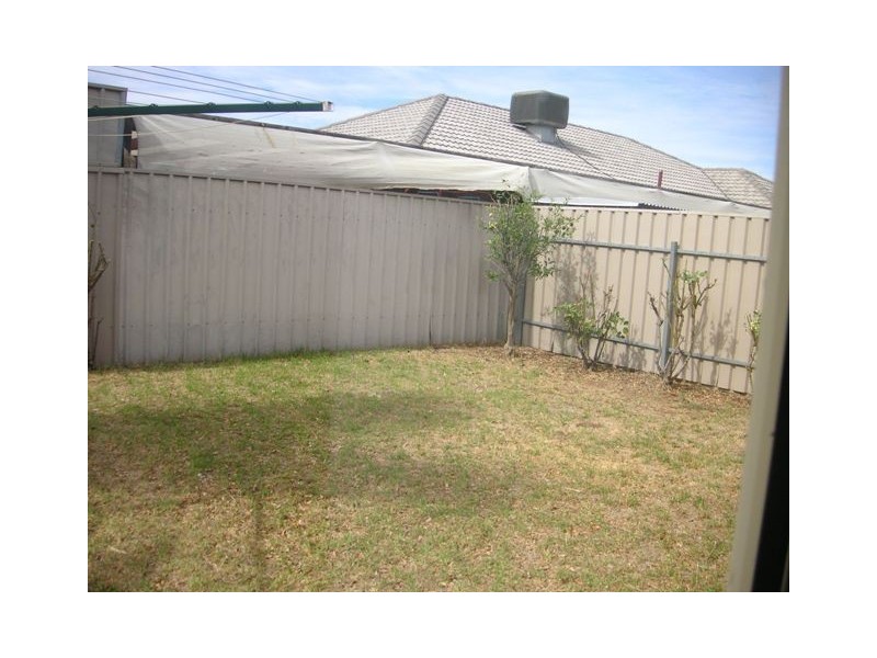 10 Schuit Crescent, Pooraka SA 5095