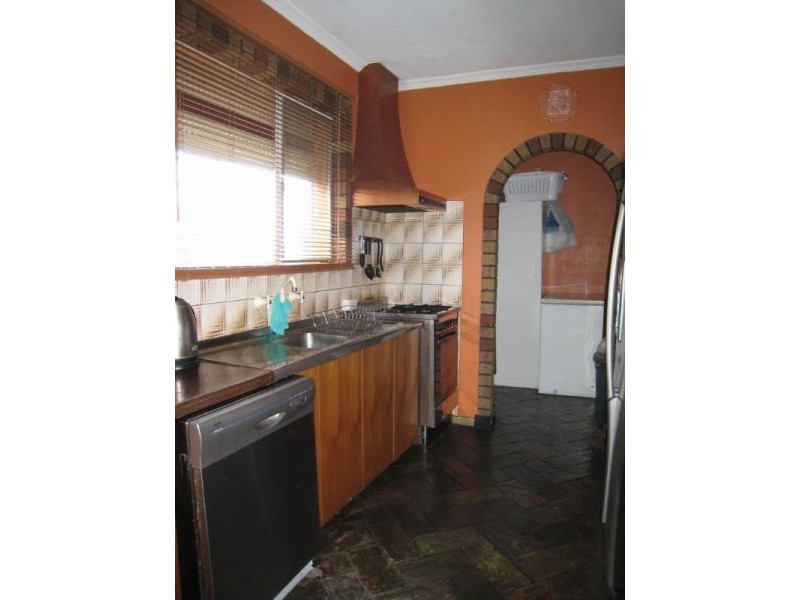 21 Windsor Avenue, Para Hills SA 5096