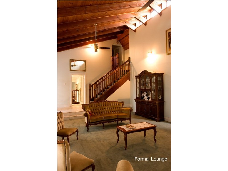 4 Cadiz Court, Gulfview Heights SA 5096