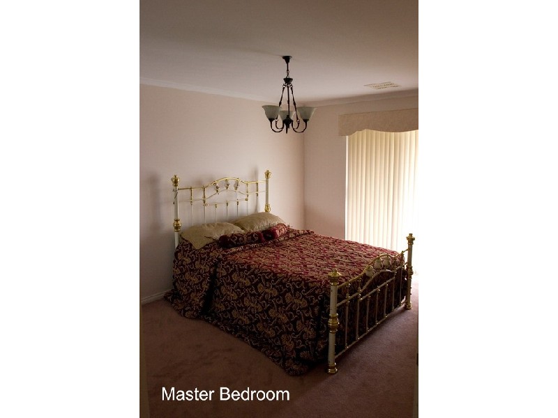 4 Cadiz Court, Gulfview Heights SA 5096