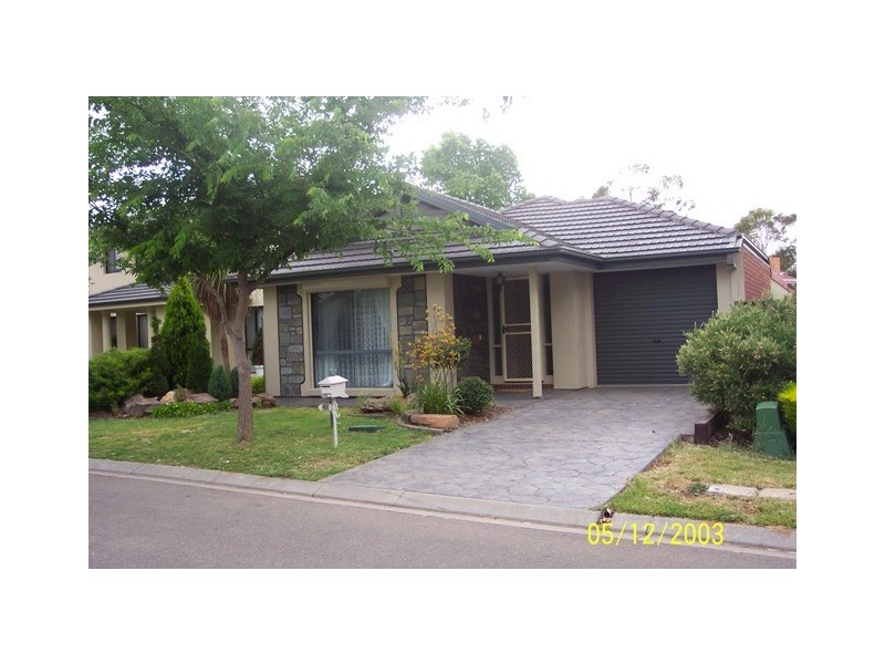 26 PERSIMMON Grove, Golden Grove SA 5125