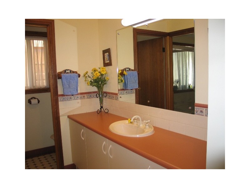 19 LAKE MIRANDA Court, Greenwith SA 5125