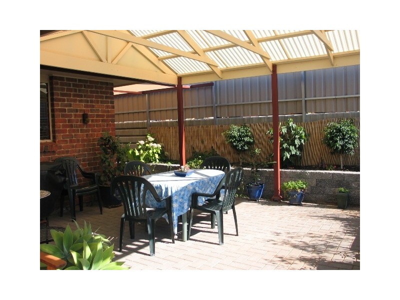 19 LAKE MIRANDA Court, Greenwith SA 5125