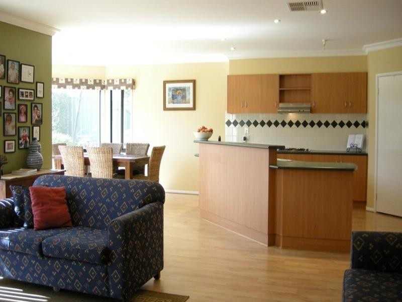 91 RM Williams Drive, Walkley Heights SA 5098