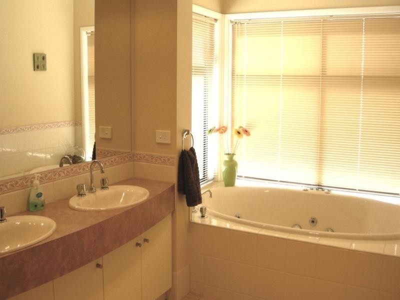 91 RM Williams Drive, Walkley Heights SA 5098