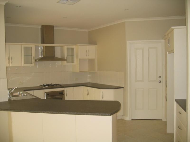 6 Rokewood Circuit, Golden Grove SA 5125