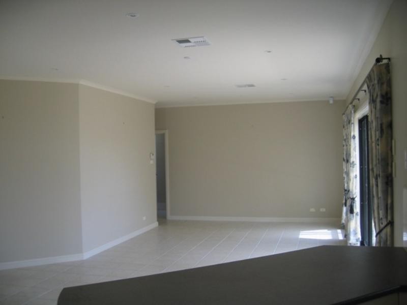 6 Rokewood Circuit, Golden Grove SA 5125