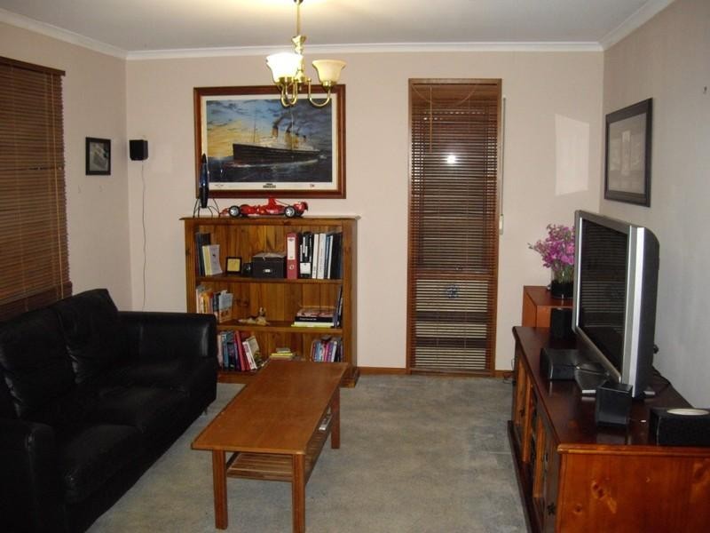 3 BENTINE Street, Para Vista SA 5093
