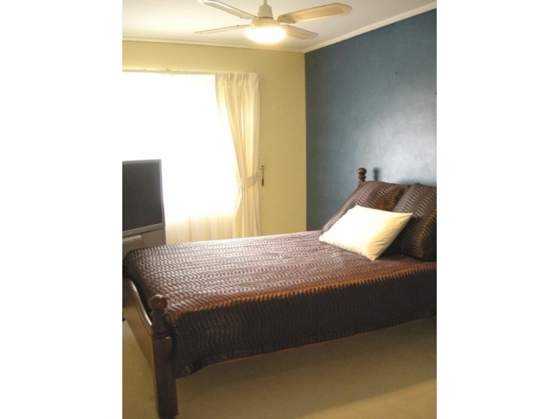 11 Sunhaven Road, Redwood Park SA 5097