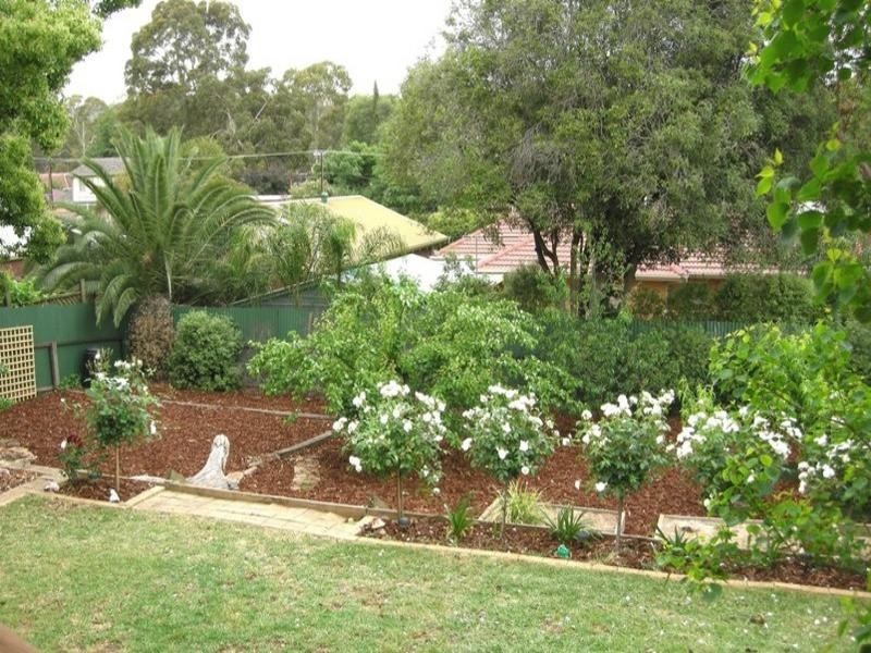 11 Sunhaven Road, Redwood Park SA 5097