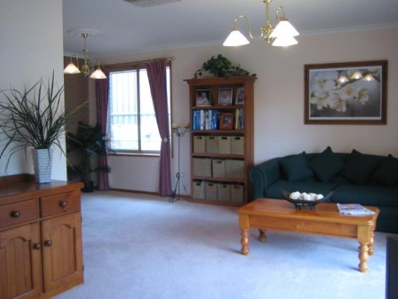 10 Chisholm Court, Golden Grove SA 5125