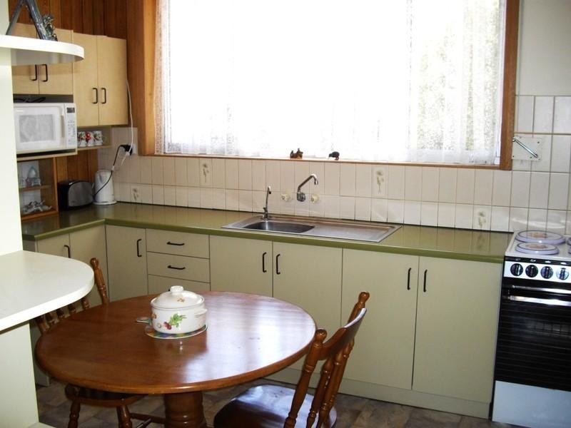 317 WRIGHT Road, Valley View SA 5093