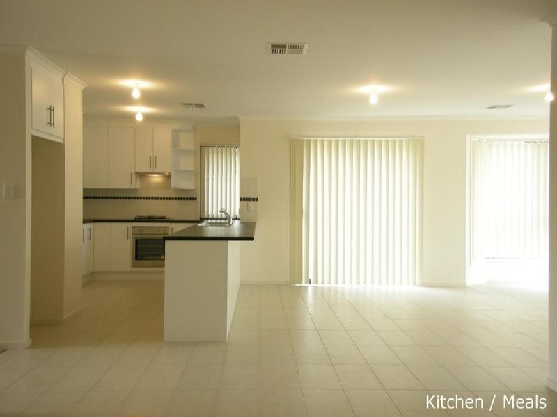 14 Admiralty Circuit ( PLAYFORD WATERS ), Smithfield SA 5114