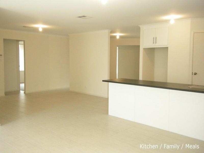 14 Admiralty Circuit ( PLAYFORD WATERS ), Smithfield SA 5114