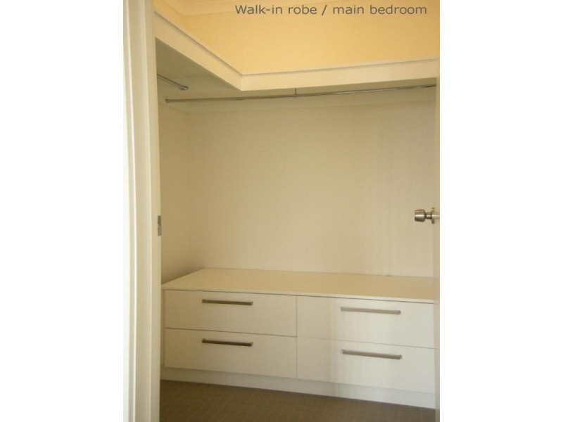 14 Admiralty Circuit ( PLAYFORD WATERS ), Smithfield SA 5114