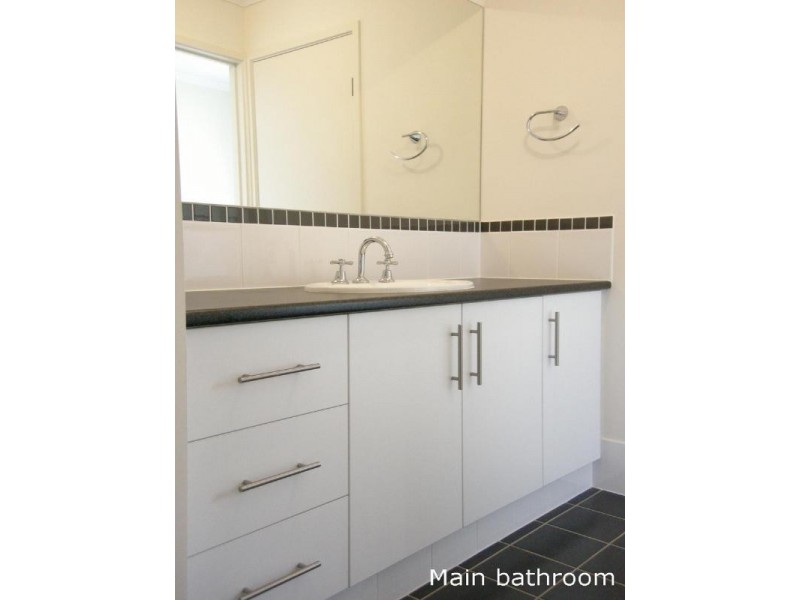 14 Admiralty Circuit ( PLAYFORD WATERS ), Smithfield SA 5114