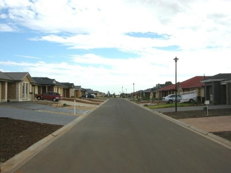 14 Admiralty Circuit ( PLAYFORD WATERS ), Smithfield SA 5114