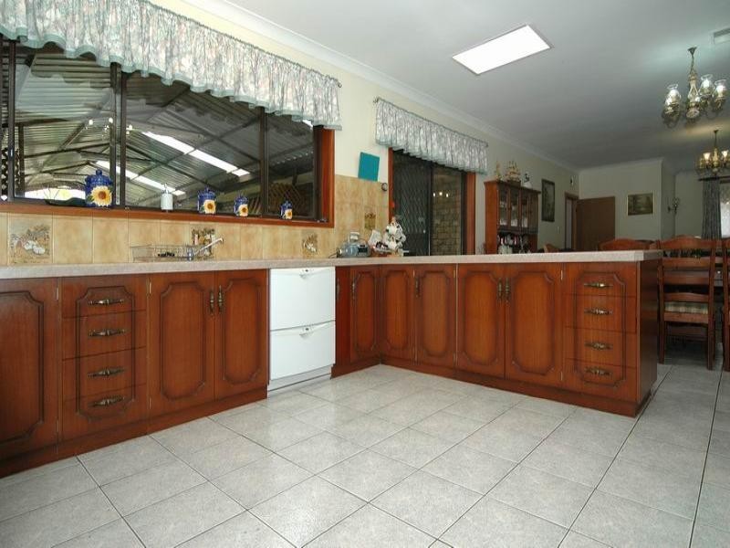 176 Target Hill Road, Salisbury Heights SA 5109