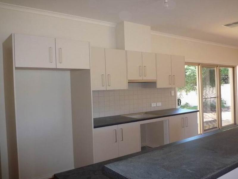 31 Blyth Street, Clearview SA 5085