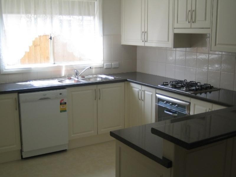 13B KINGFISHER Drive, Mawson Lakes SA 5095