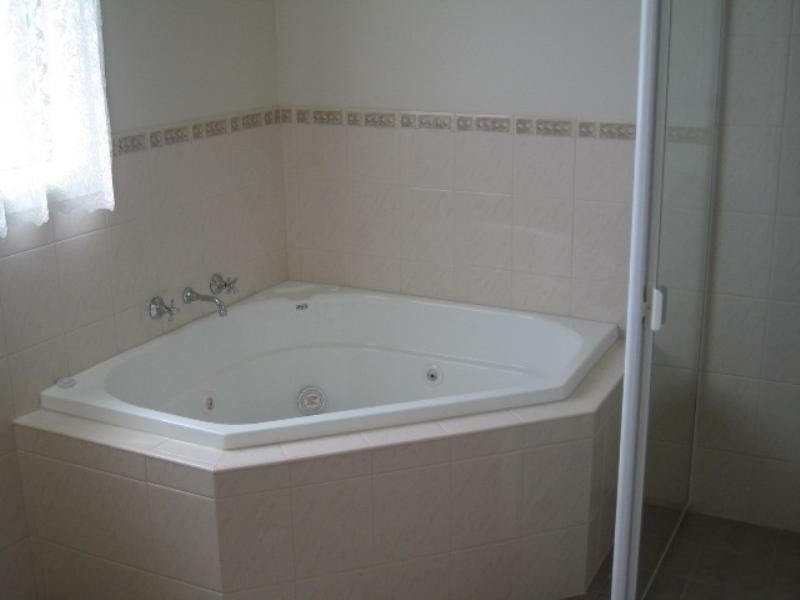 13B KINGFISHER Drive, Mawson Lakes SA 5095