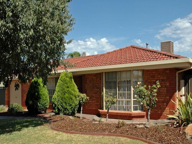 13 Sutherland Place, Golden Grove SA 5125