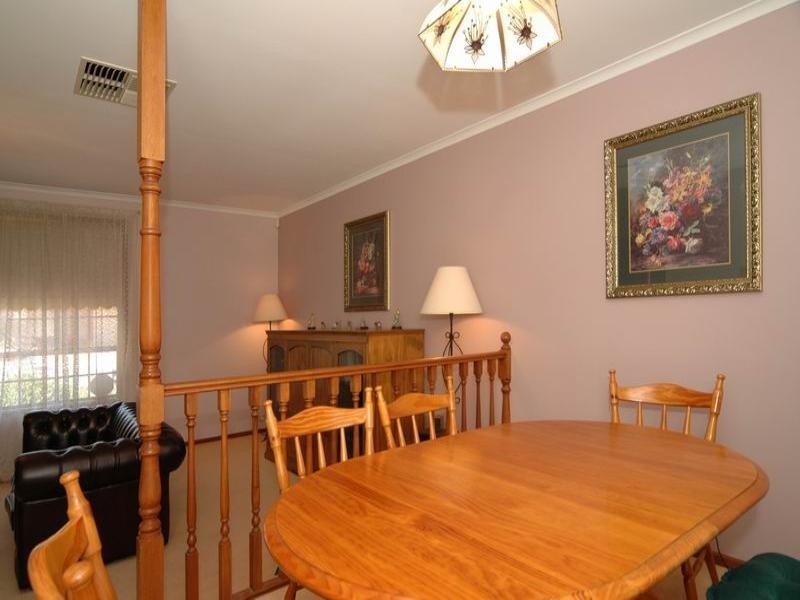 13 Sutherland Place, Golden Grove SA 5125