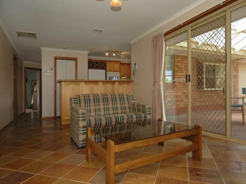 13 Sutherland Place, Golden Grove SA 5125