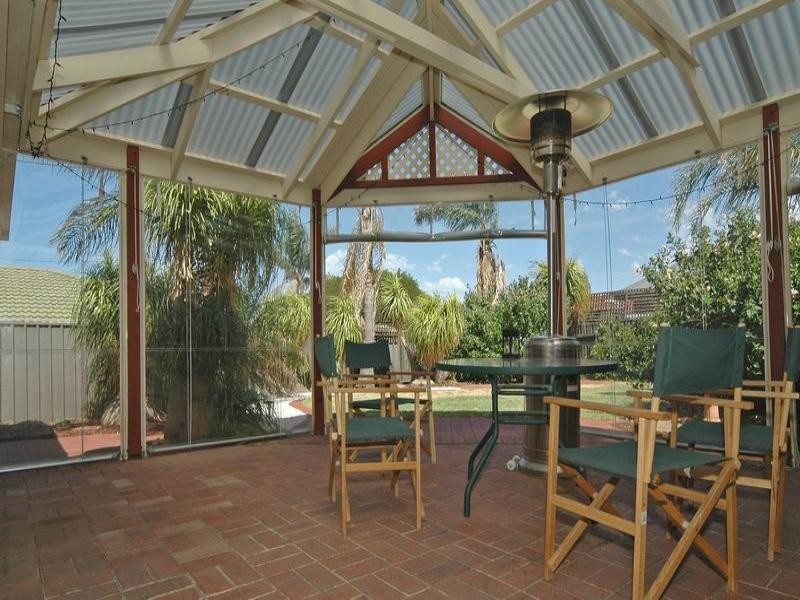 13 Sutherland Place, Golden Grove SA 5125