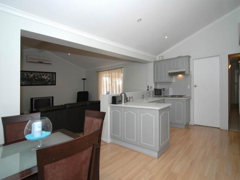 19 Cheltenham Crescent, Salisbury East SA 5109