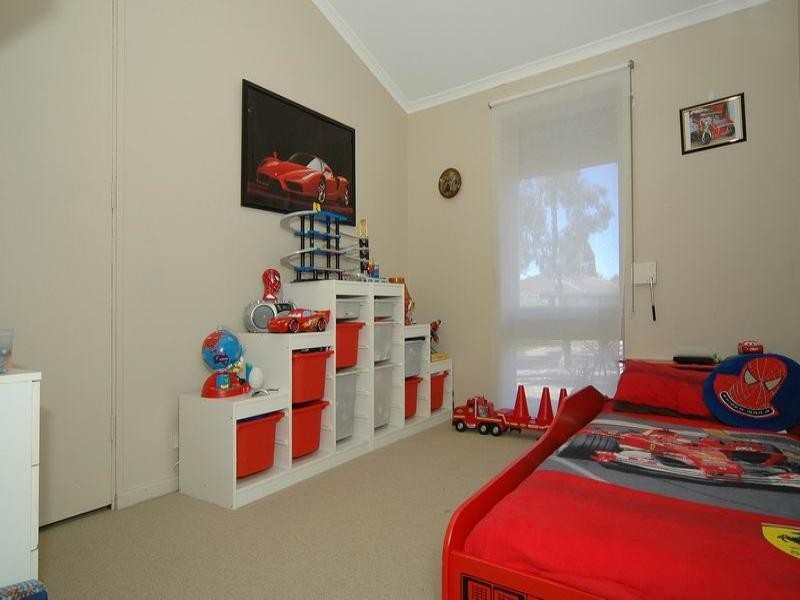 19 Cheltenham Crescent, Salisbury East SA 5109