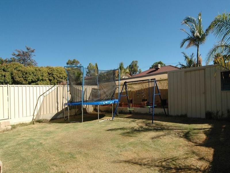 19 Cheltenham Crescent, Salisbury East SA 5109