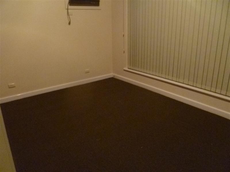 8 THOMAS Avenue, Salisbury SA 5108