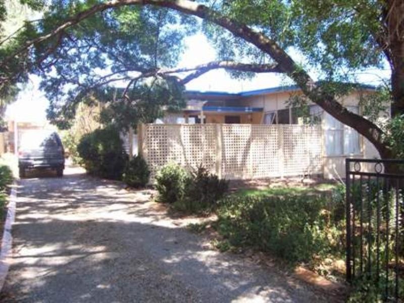 1 TODD Street, Para Hills SA 5096