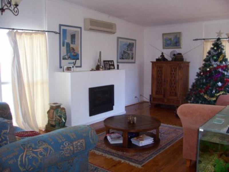 1 TODD Street, Para Hills SA 5096