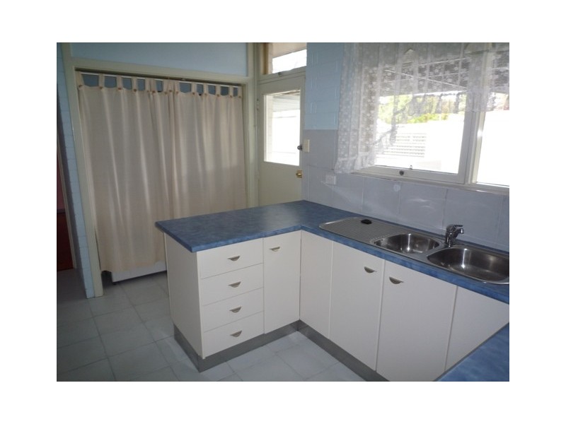 5 Frances Avenue, Para Hills SA 5096