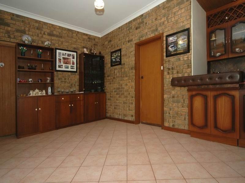 4 Alcazar Avenue, Gulfview Heights SA 5096