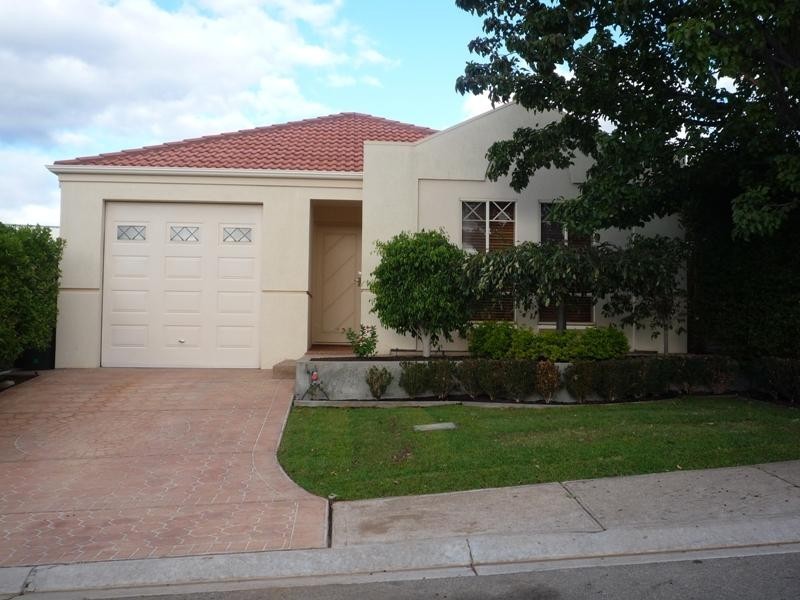 15 Carrail Grove, Greenwith SA 5125