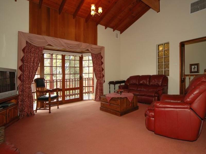 2 San Antonio Court, Wynn Vale SA 5127