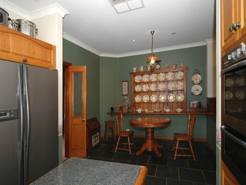 2 San Antonio Court, Wynn Vale SA 5127