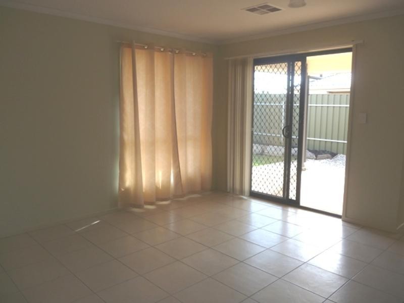 168 President Avenue, Andrews Farm SA 5114