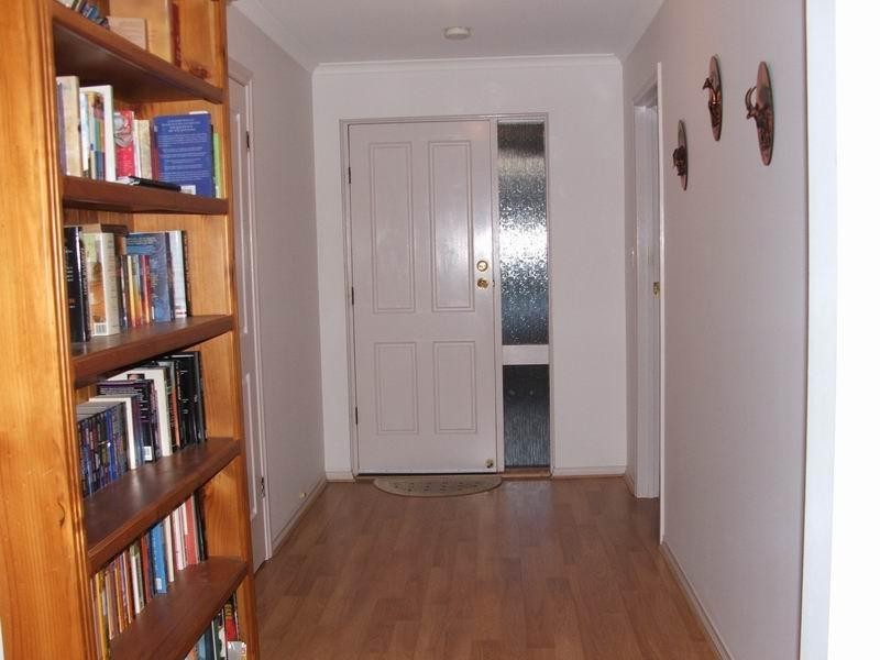 18 Burdekin Avenue, Hillcrest SA 5086