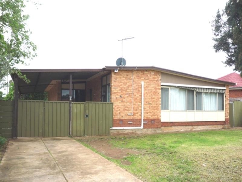 79 McKenzie Road, Elizabeth Downs SA 5113