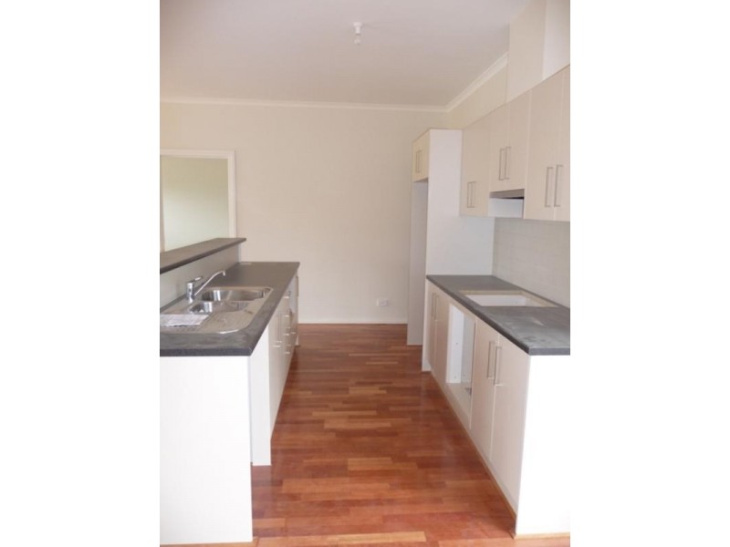 31 Blyth Street, Clearview SA 5085