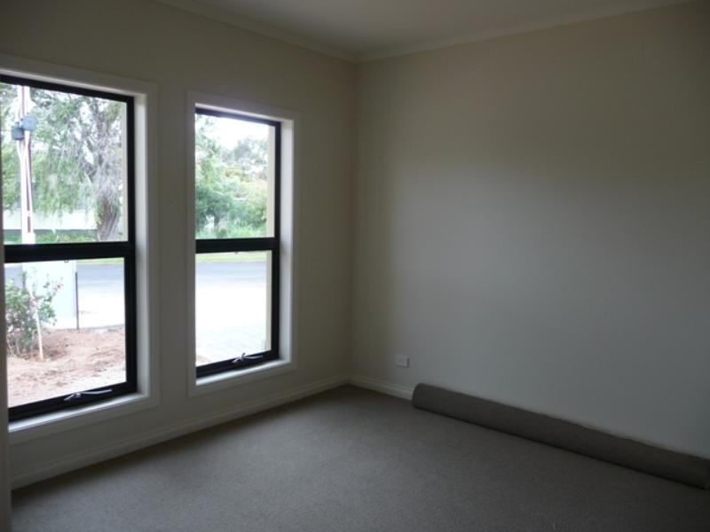 31 Blyth Street, Clearview SA 5085