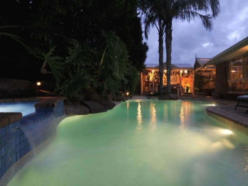 18 Bernacchi Court, Greenwith SA 5125