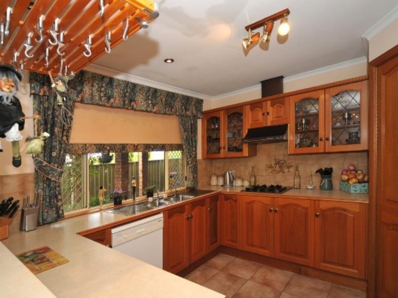 18 Bernacchi Court, Greenwith SA 5125