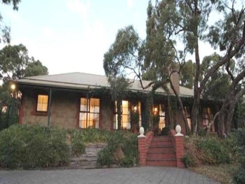 25 Coomurra Drive, Salisbury Heights SA 5109