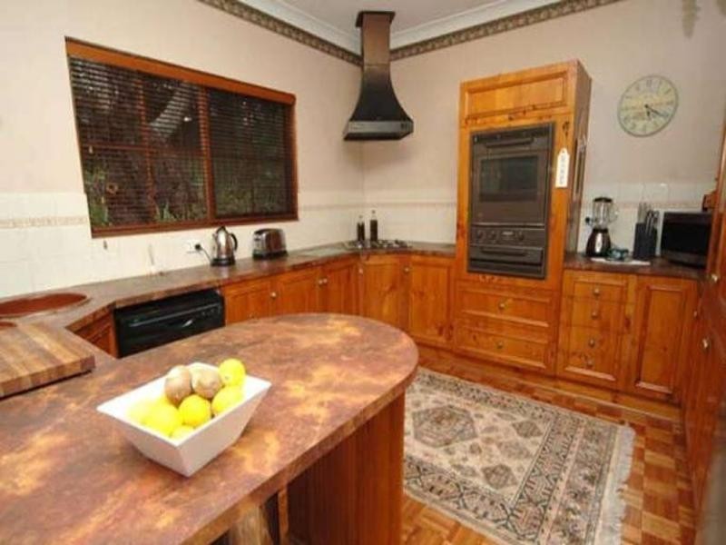 25 Coomurra Drive, Salisbury Heights SA 5109